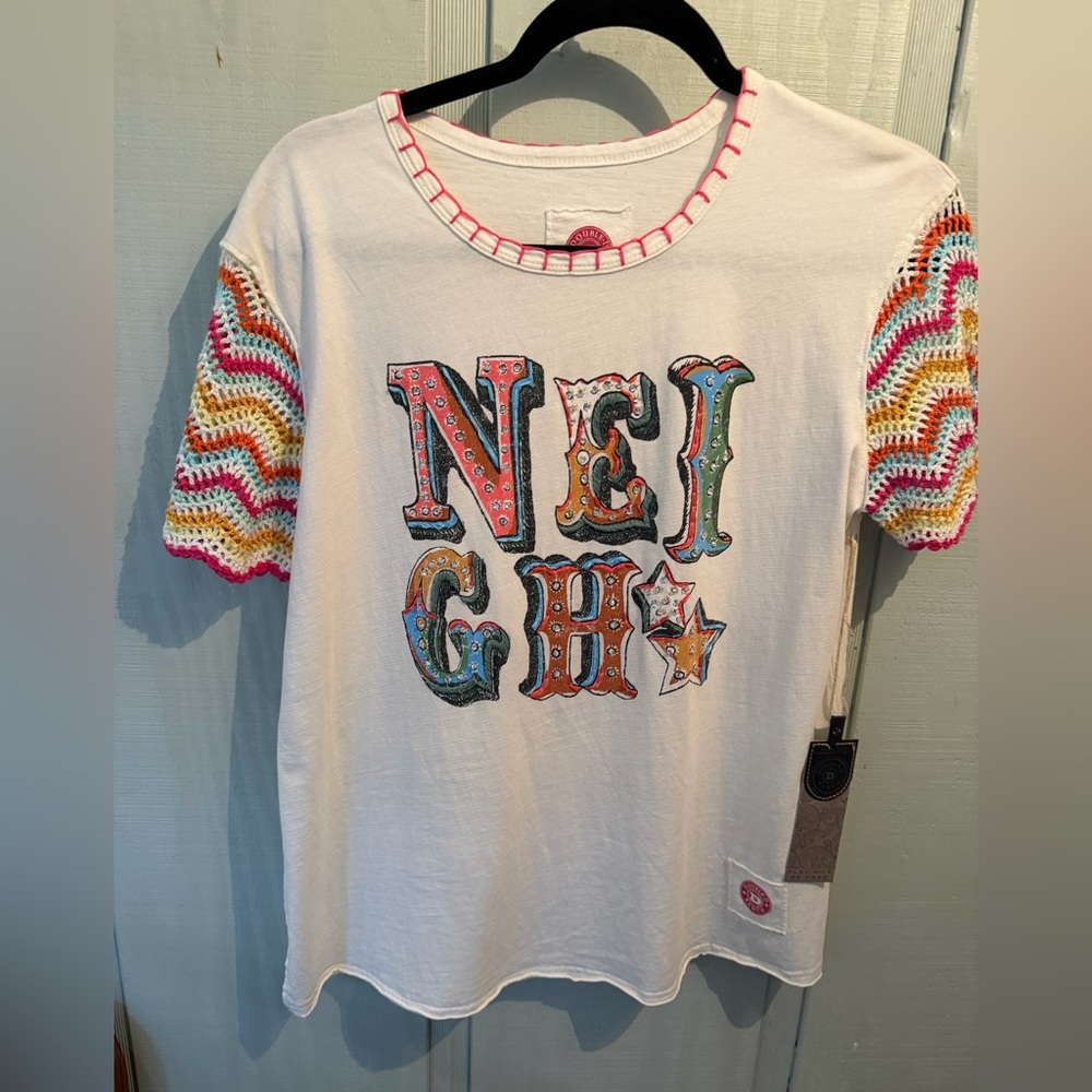 Double D Ranchwear White Tee with Multicolor Crochet Sleeves - Brand:
